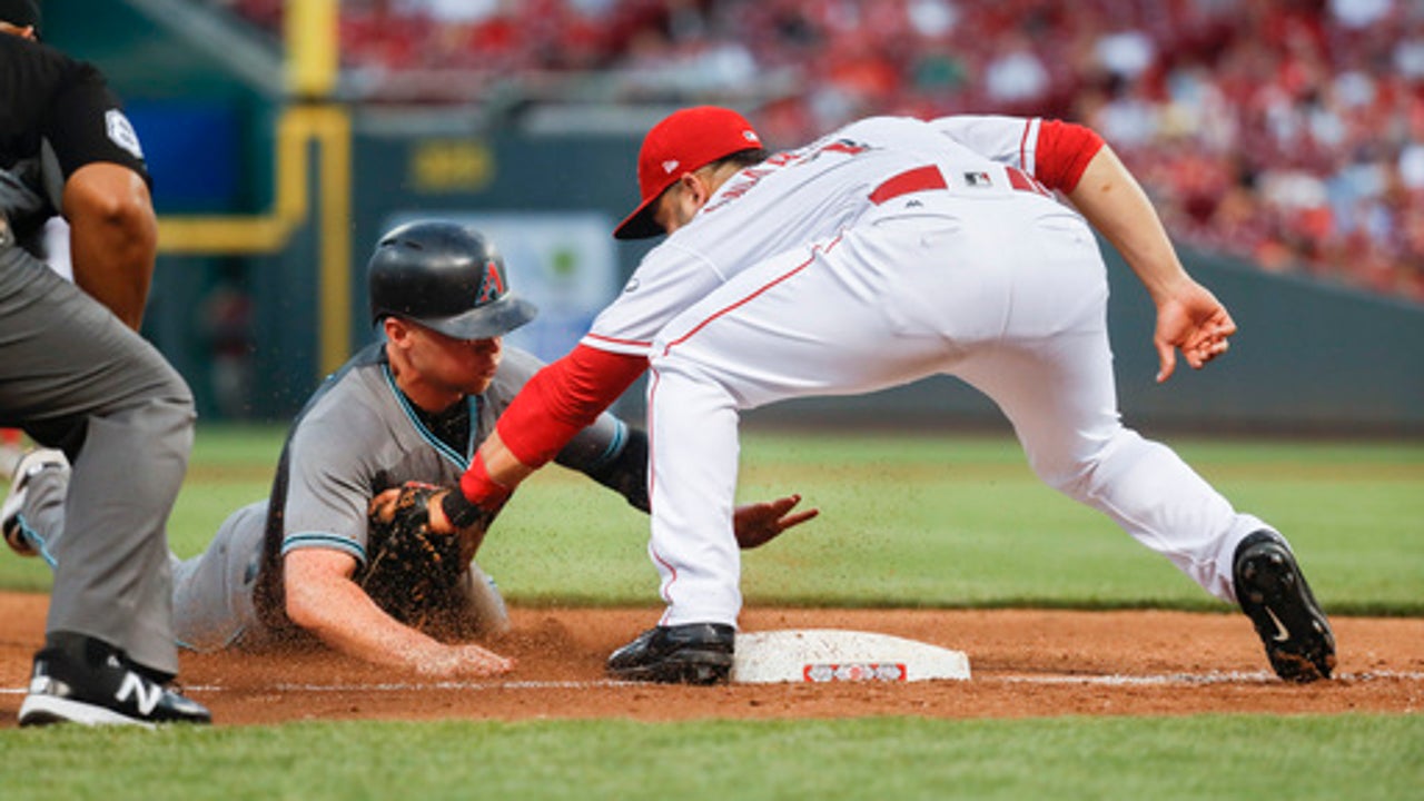 Herrmann, D-backs thump Reds after trading for Martinez (Jul 18, 2017)